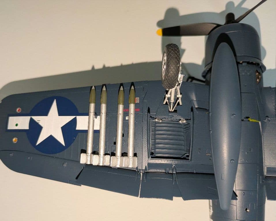 コルセアF4U-1D(プラモデル完成品1/32)