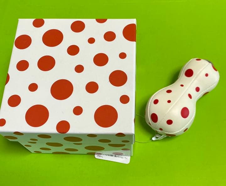 草間彌生　Balloon(ホワイト) 貴重品　ポストカード付き