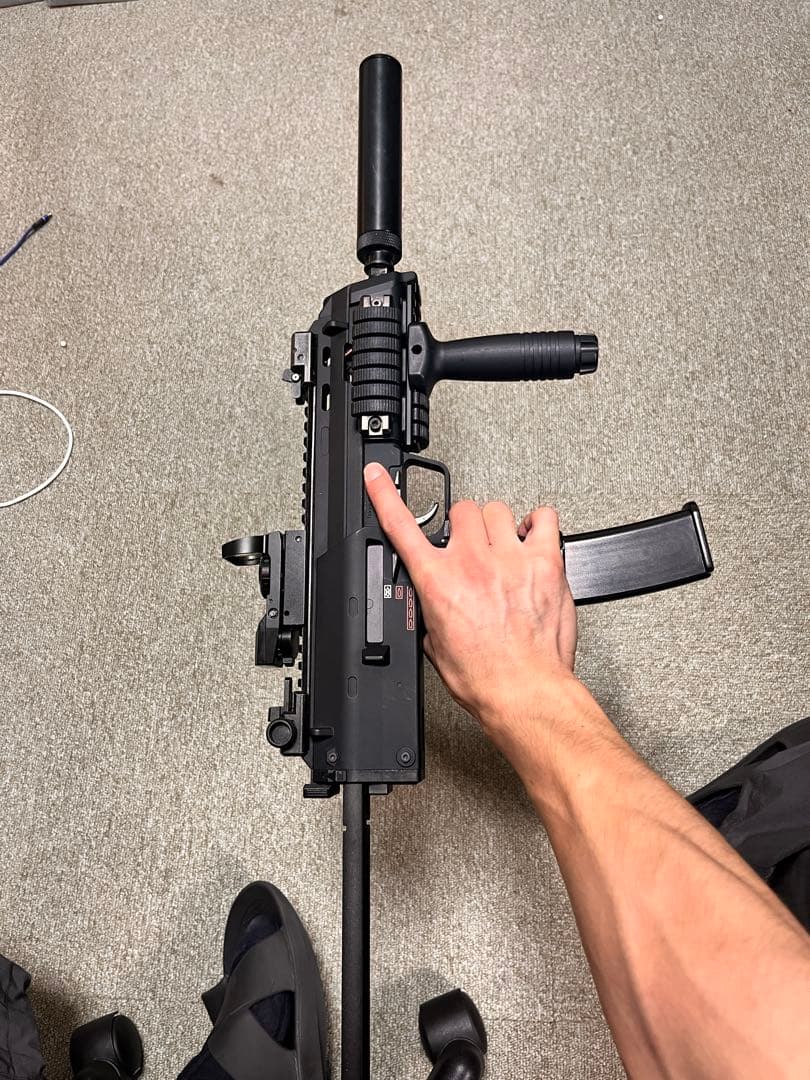 東京マルイ　MP7 電動　バッテリー、MOSFETカスタム