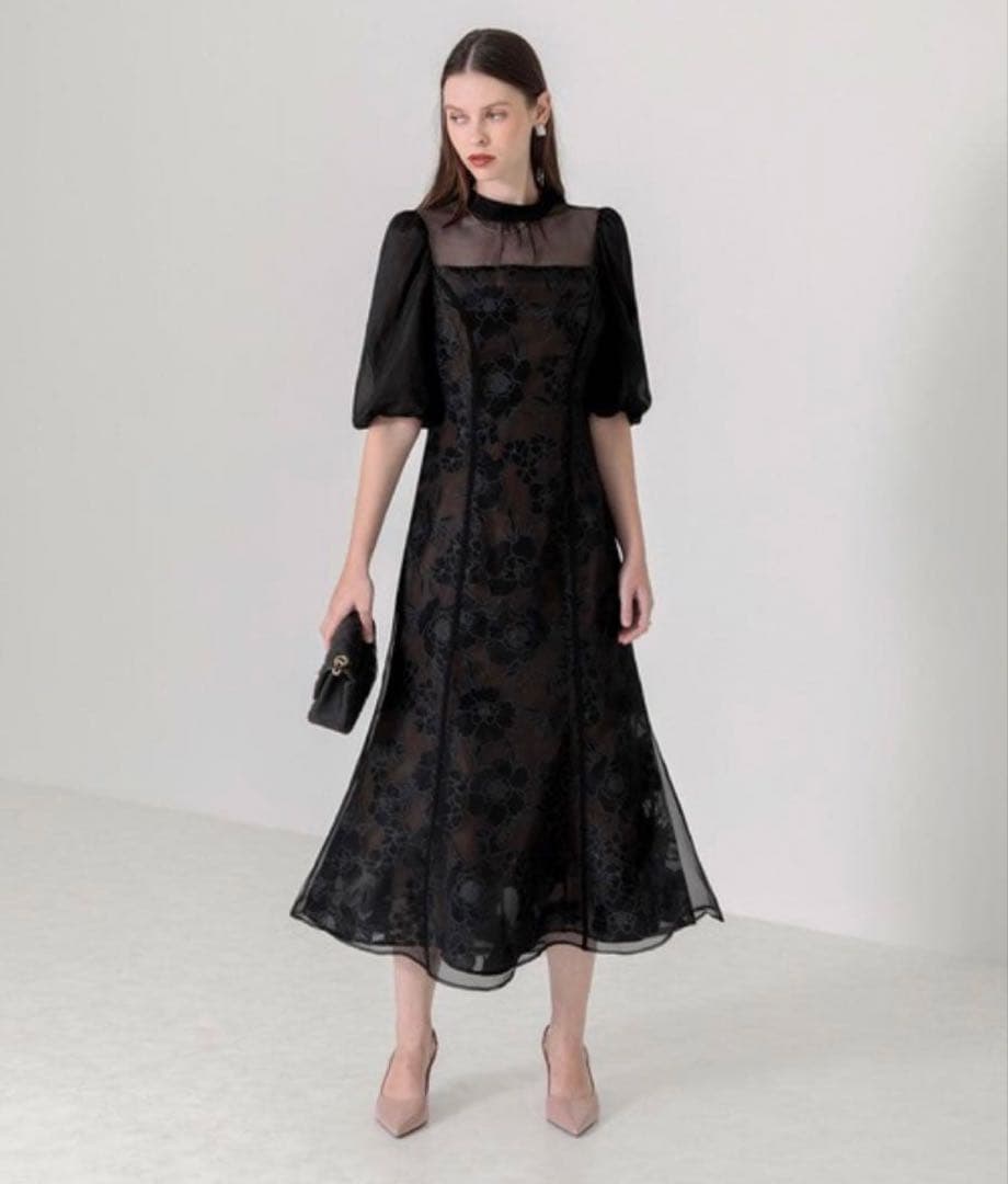 【LEJA】花柄オーガンジーレース　シアーパフスリーブ　ドレス　ブラック