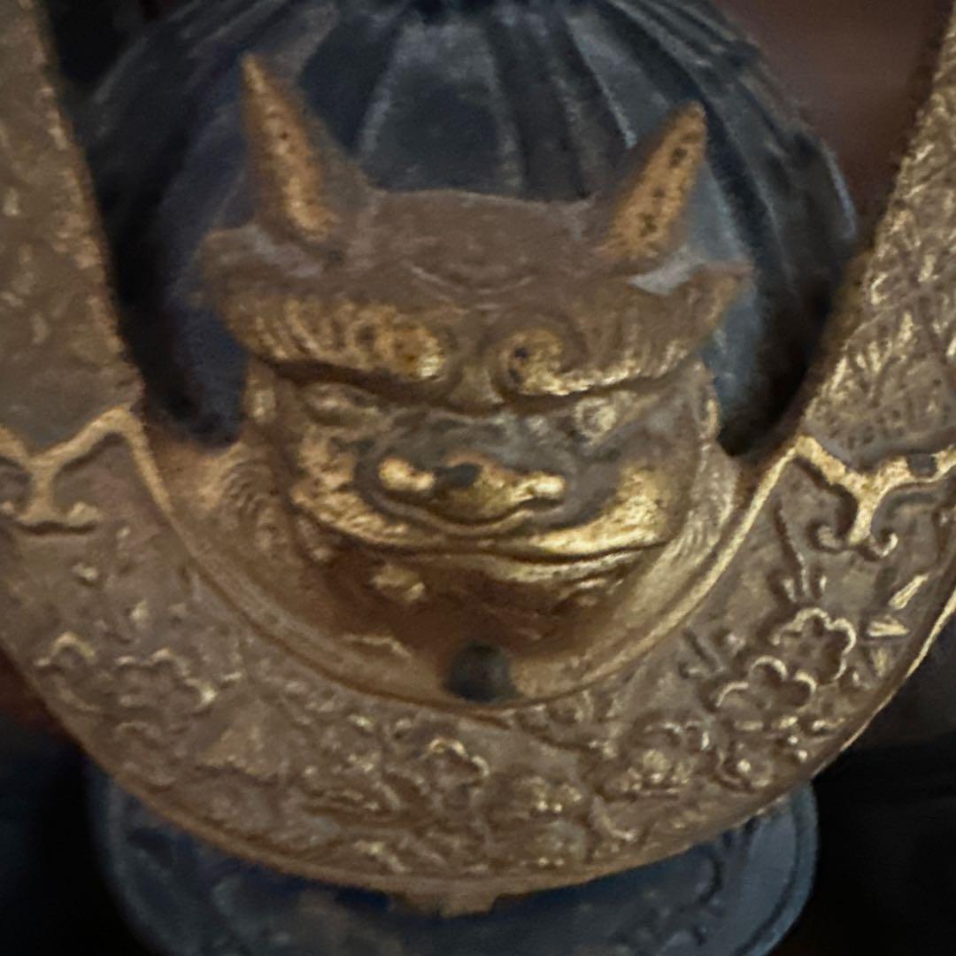 金色の獅子頭鍔