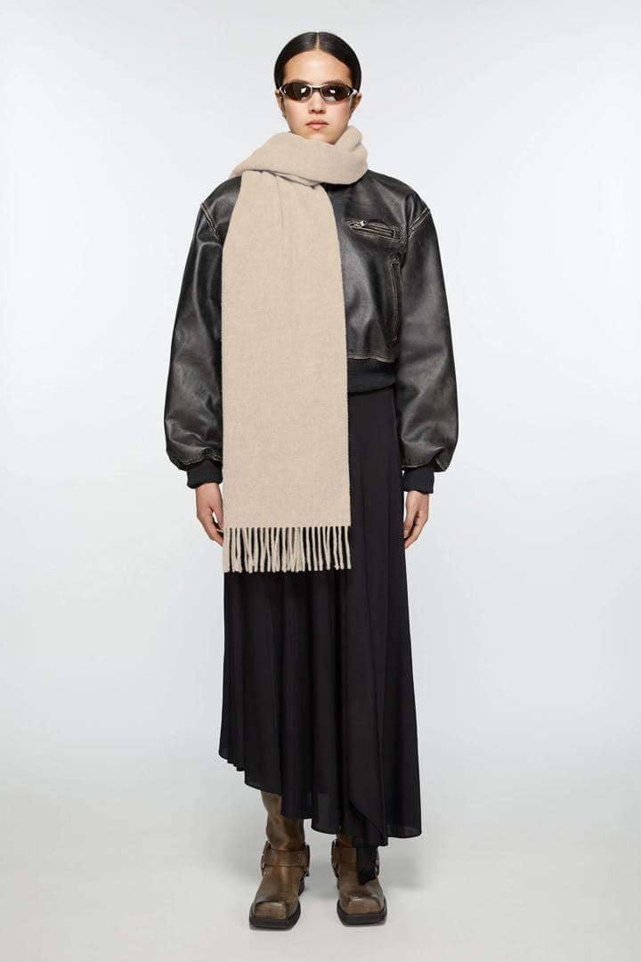 Acne Studios フリンジウールスカーフ(クリーニング済)