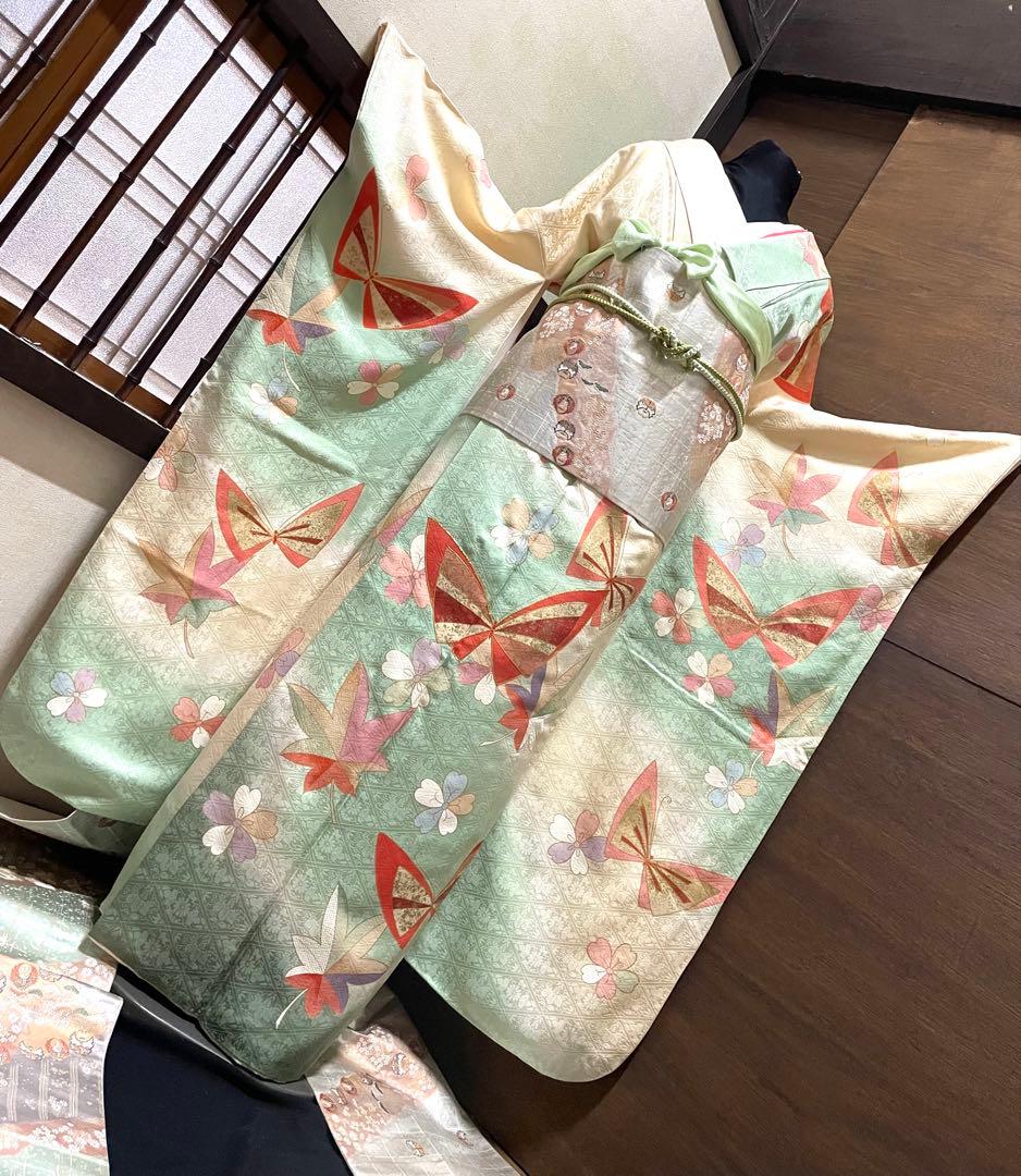 振袖フルセット6点サイズM〜Ｌ駒刺繍　花蝶文　暈し染め　金彩　正絹