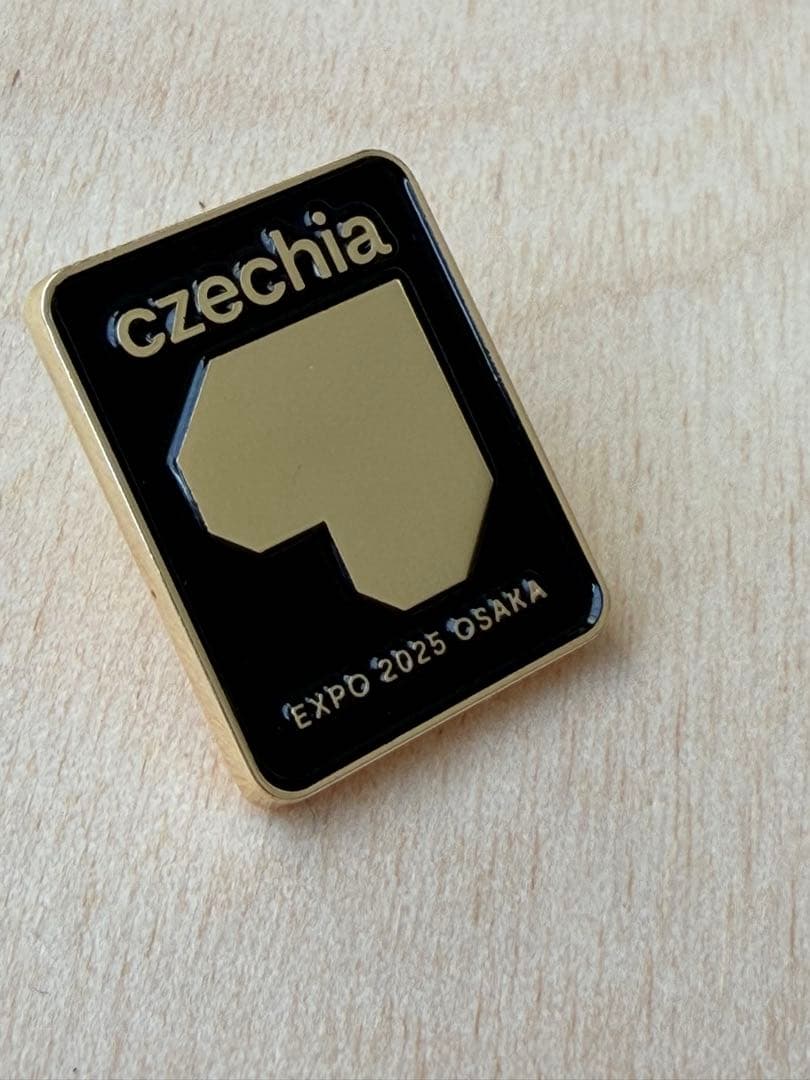 希少！　非売品　チェコ館　VIP専用ピンバッジ　万博