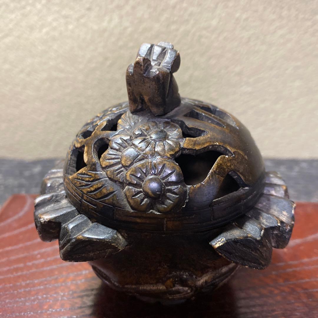 透かし掘龍図玉香炉