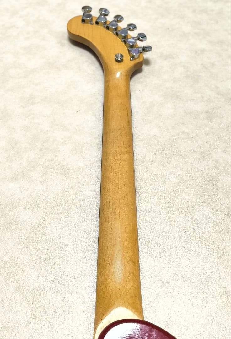 【美品】ZO-3 レッド アンプ内蔵ミニギター ヘッドフォン端子付 ミニギター