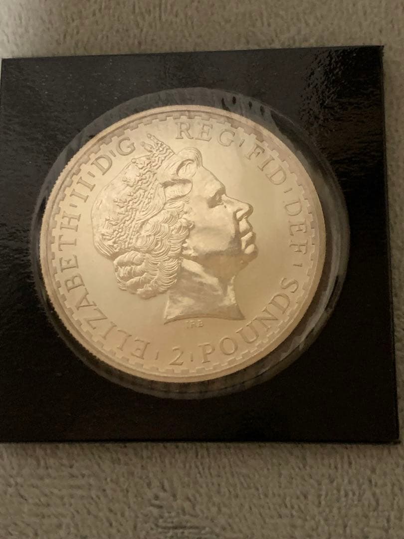 2002年製 ブリタニア 2ポンド銀貨