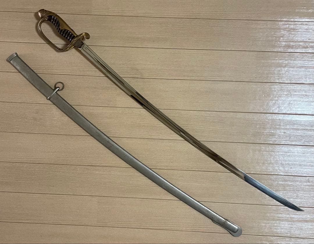 模造刀　美術刀　サーベル　指揮刀　時代武具　B017