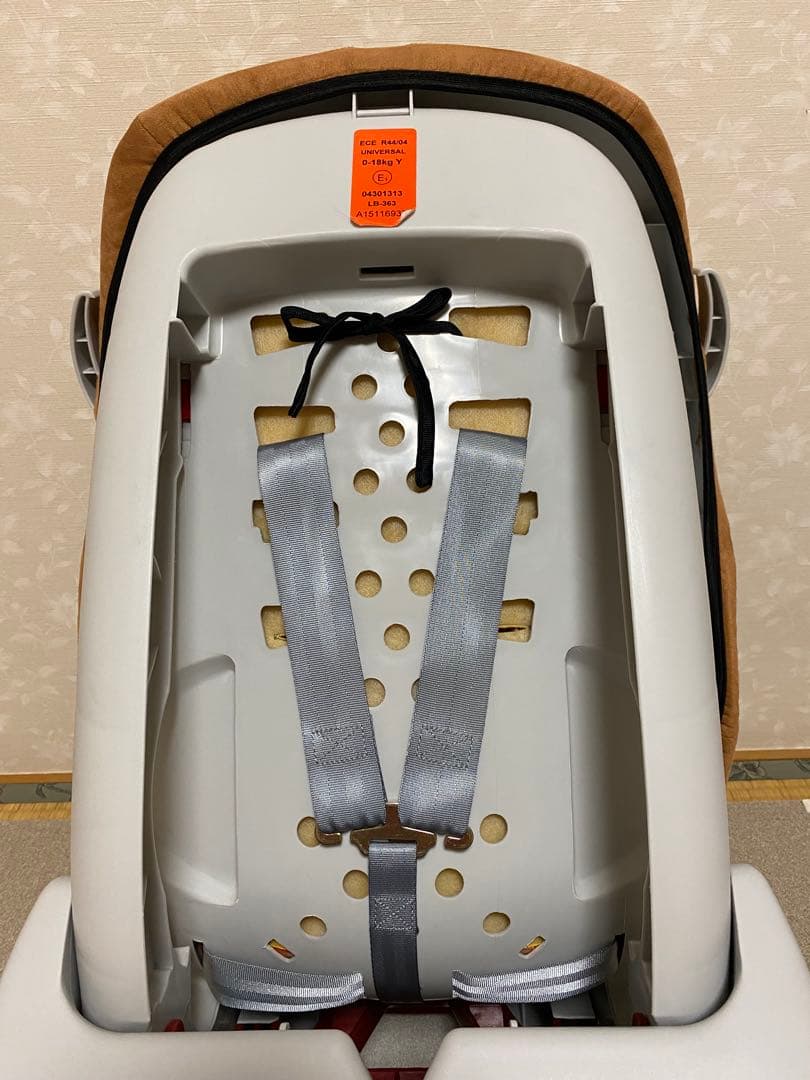 Winnie the Pooh 車用チャイルドシート