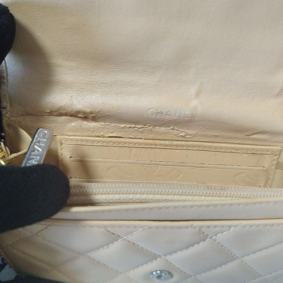 シャネル　カンボンライン　斜め掛け中財布