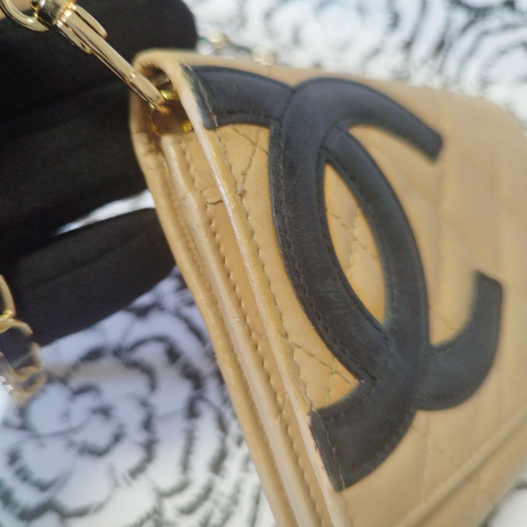 シャネル　カンボンライン　斜め掛け中財布