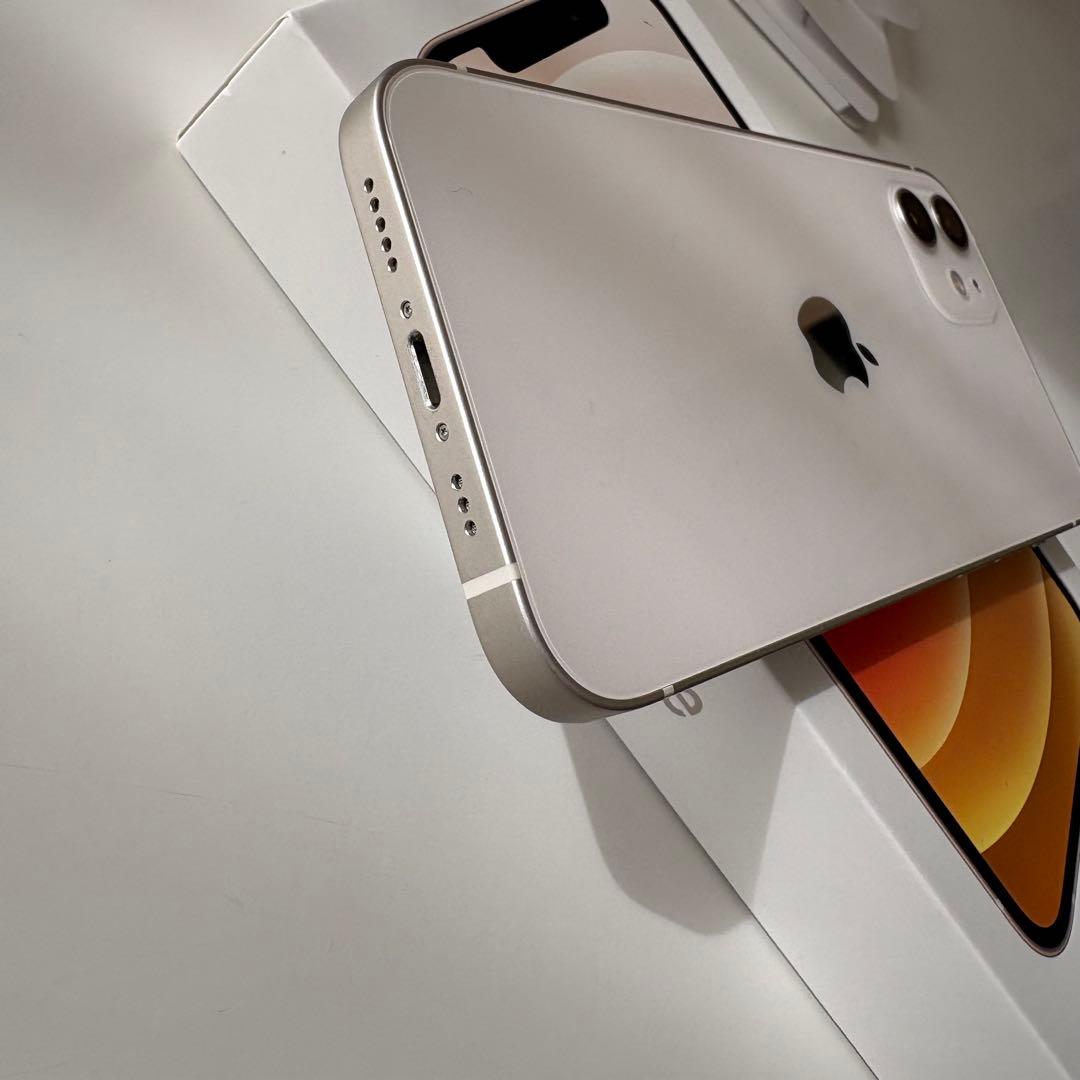 iPhone 12 本体 64gb バッテリー96%
