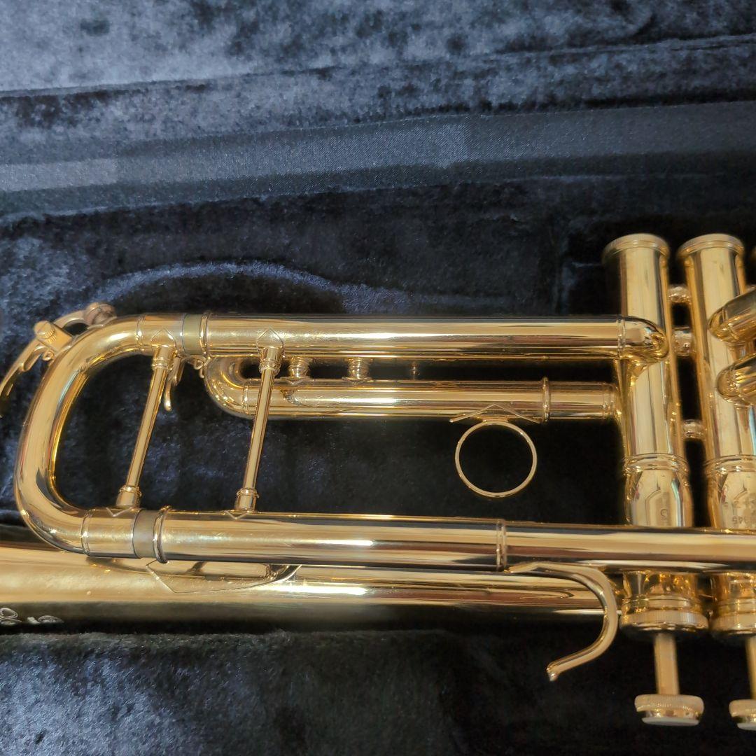 トランペットBb ヤマハYTR−8345(受注生産) 金メッキ仕上げ　Lボア