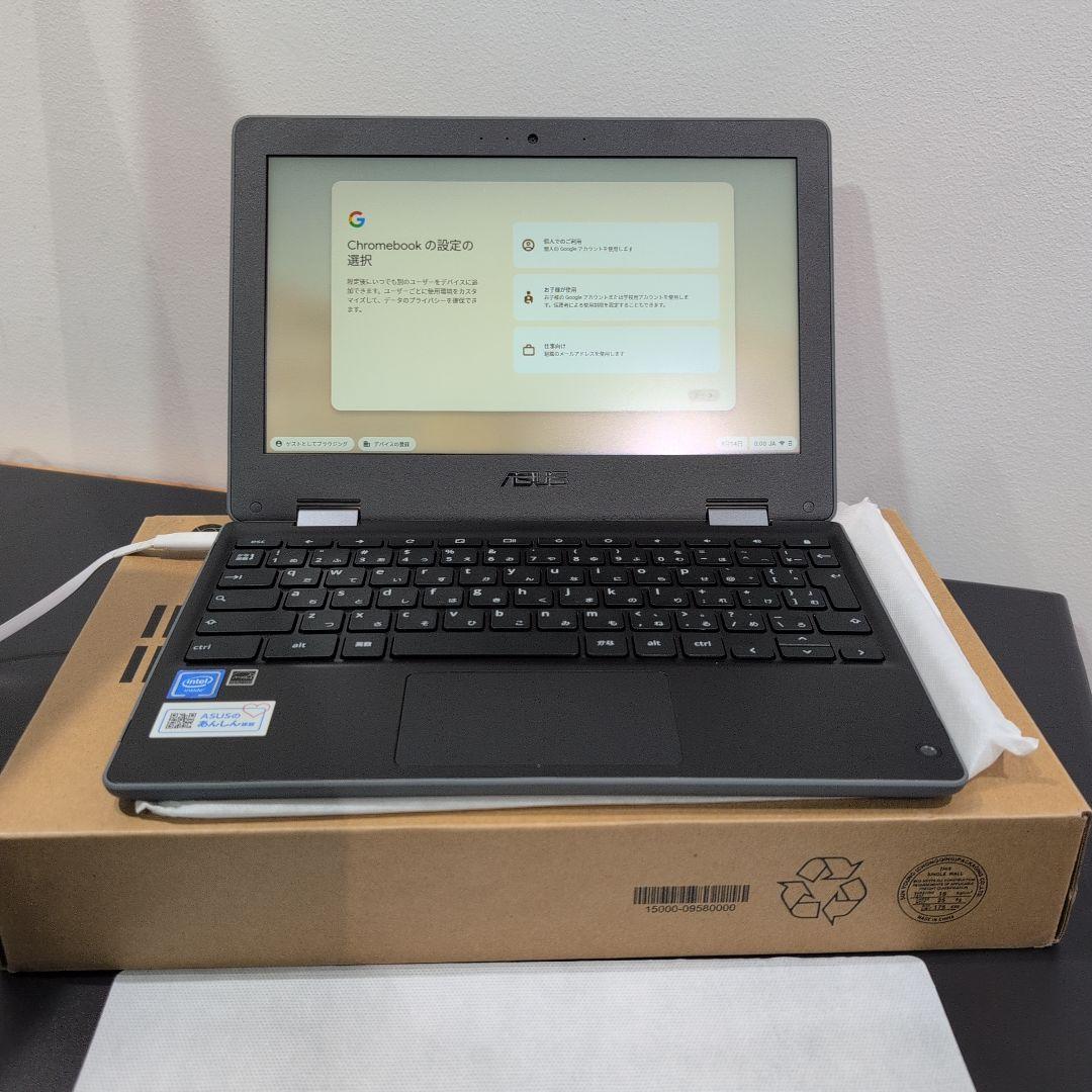 Chromebook　C214MA 登録のみほぼ未使用品 M