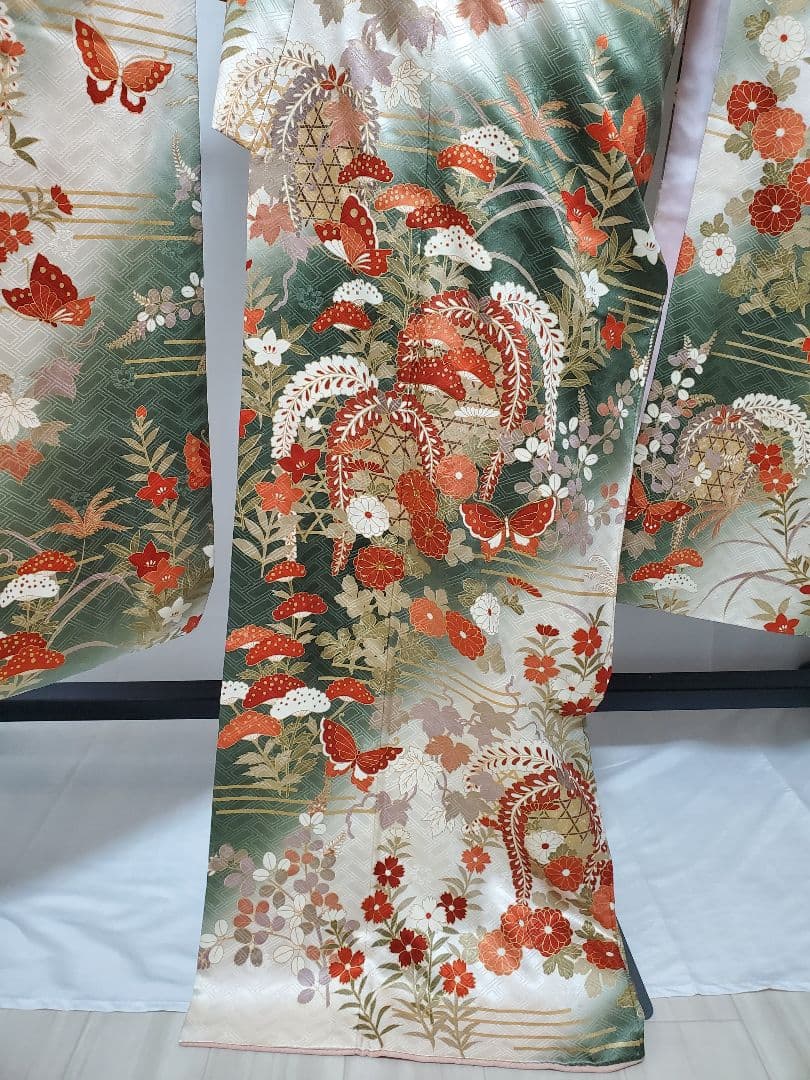 振袖　1395-43　作家物　高級正絹　成人式　友禅染　身丈154cm　在庫処分