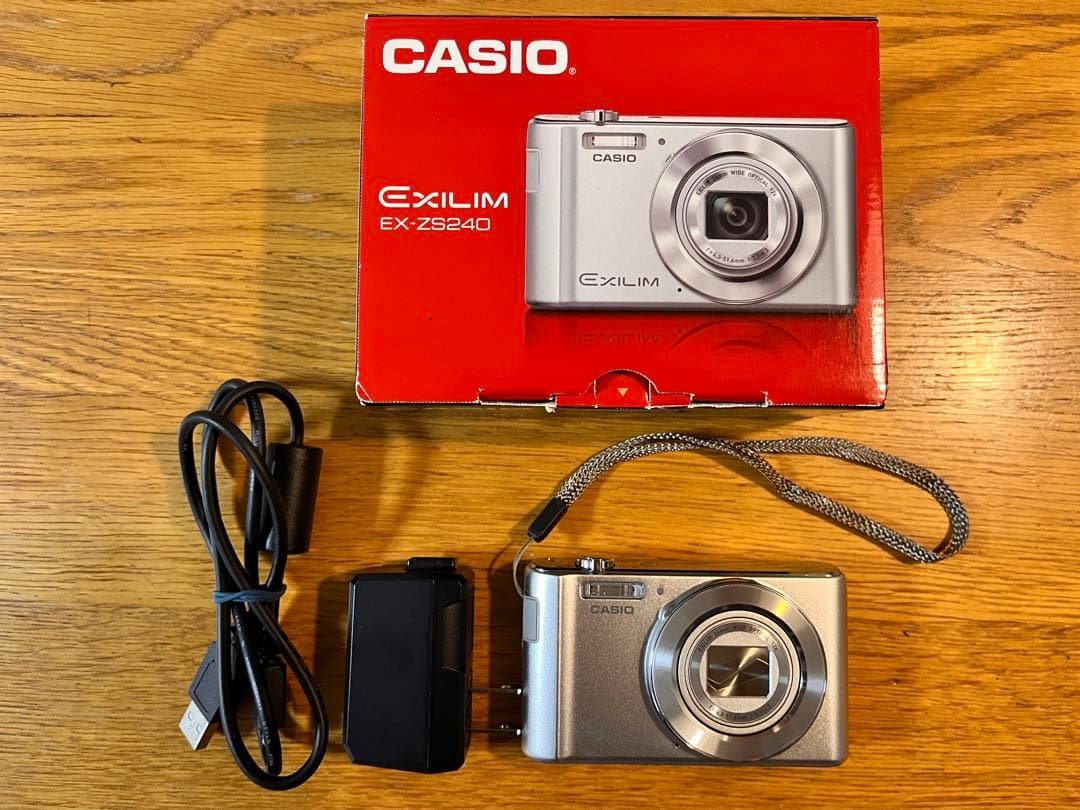 【極美品】 CASIO EXILIM EX-ZS240 動作確認済み