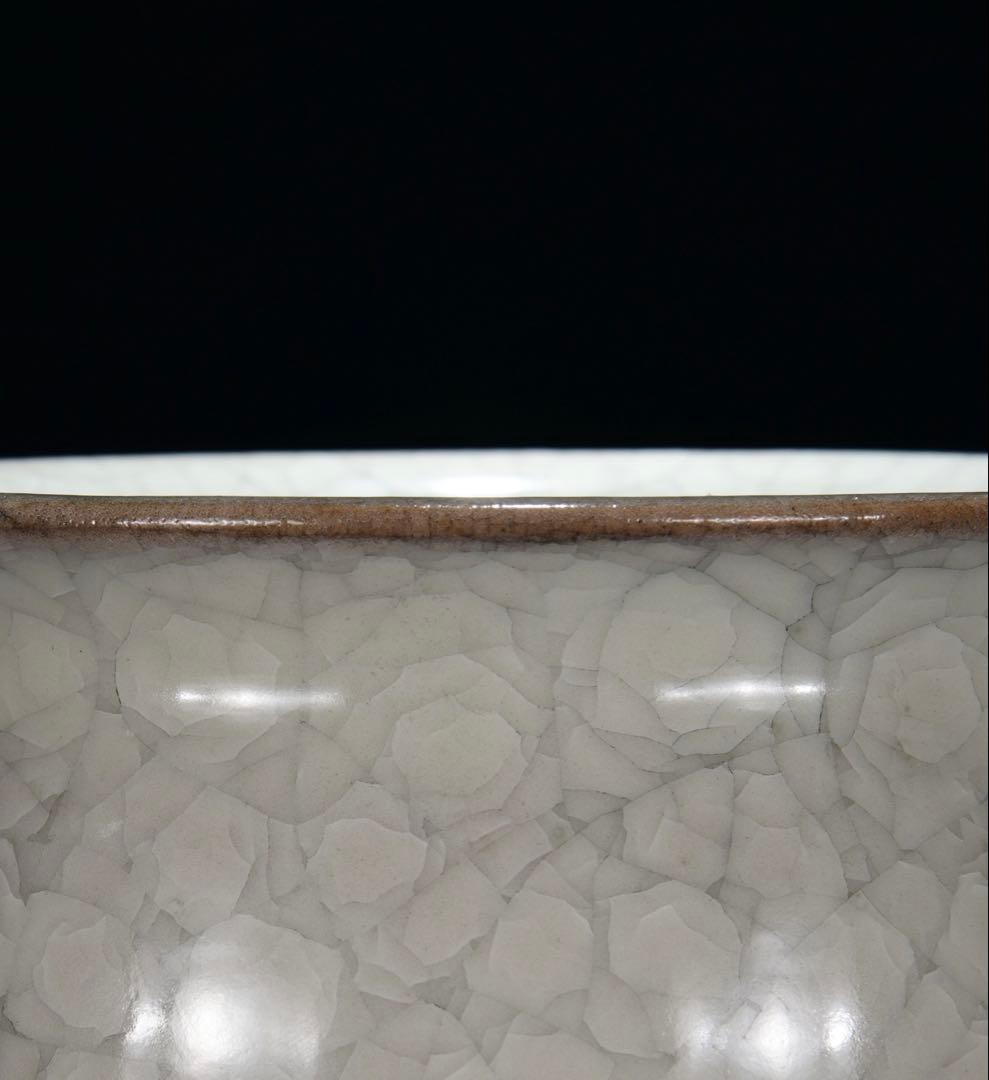 旧蔵　宋・官窑　青白釉 三足炉