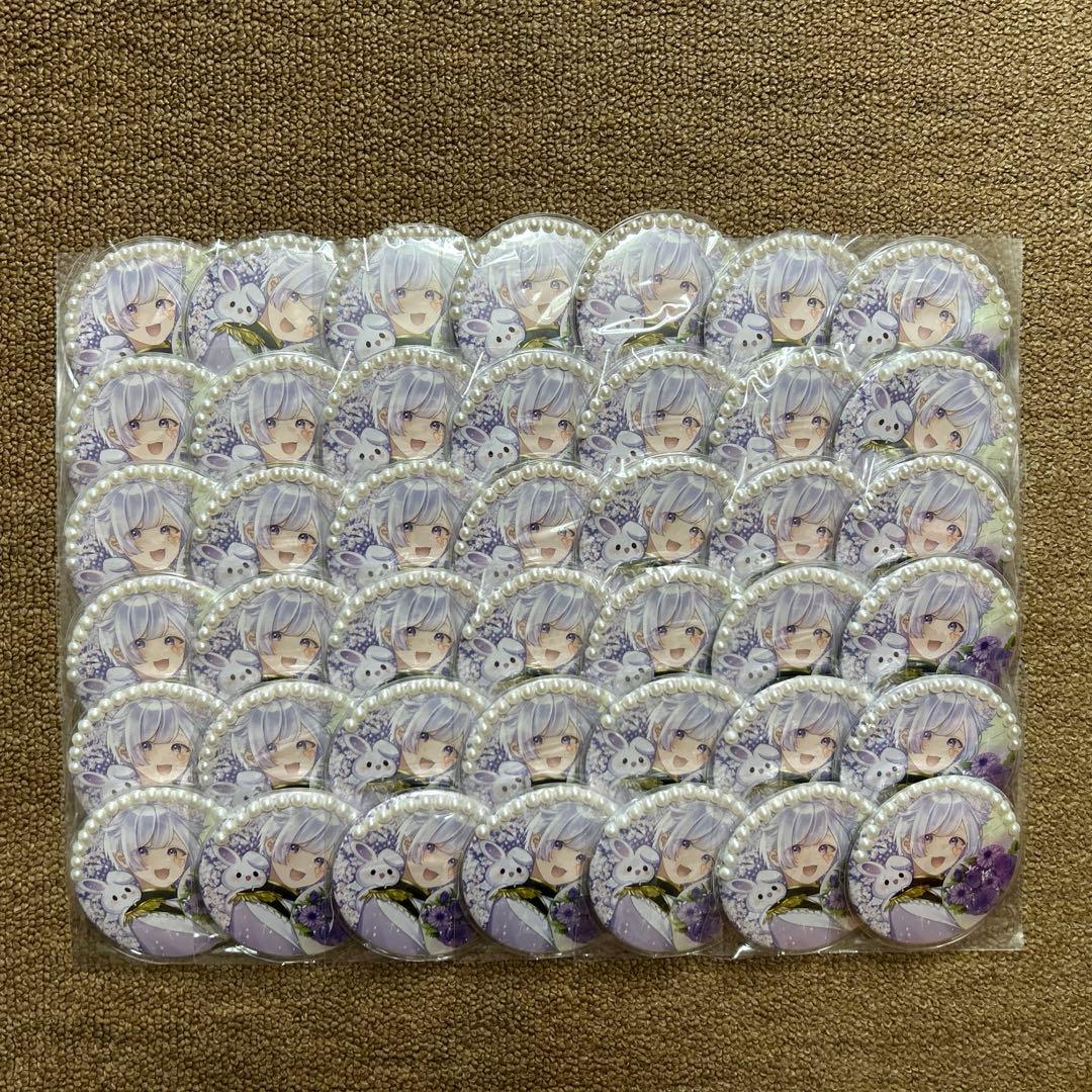 初兎周年缶バッジ　42個