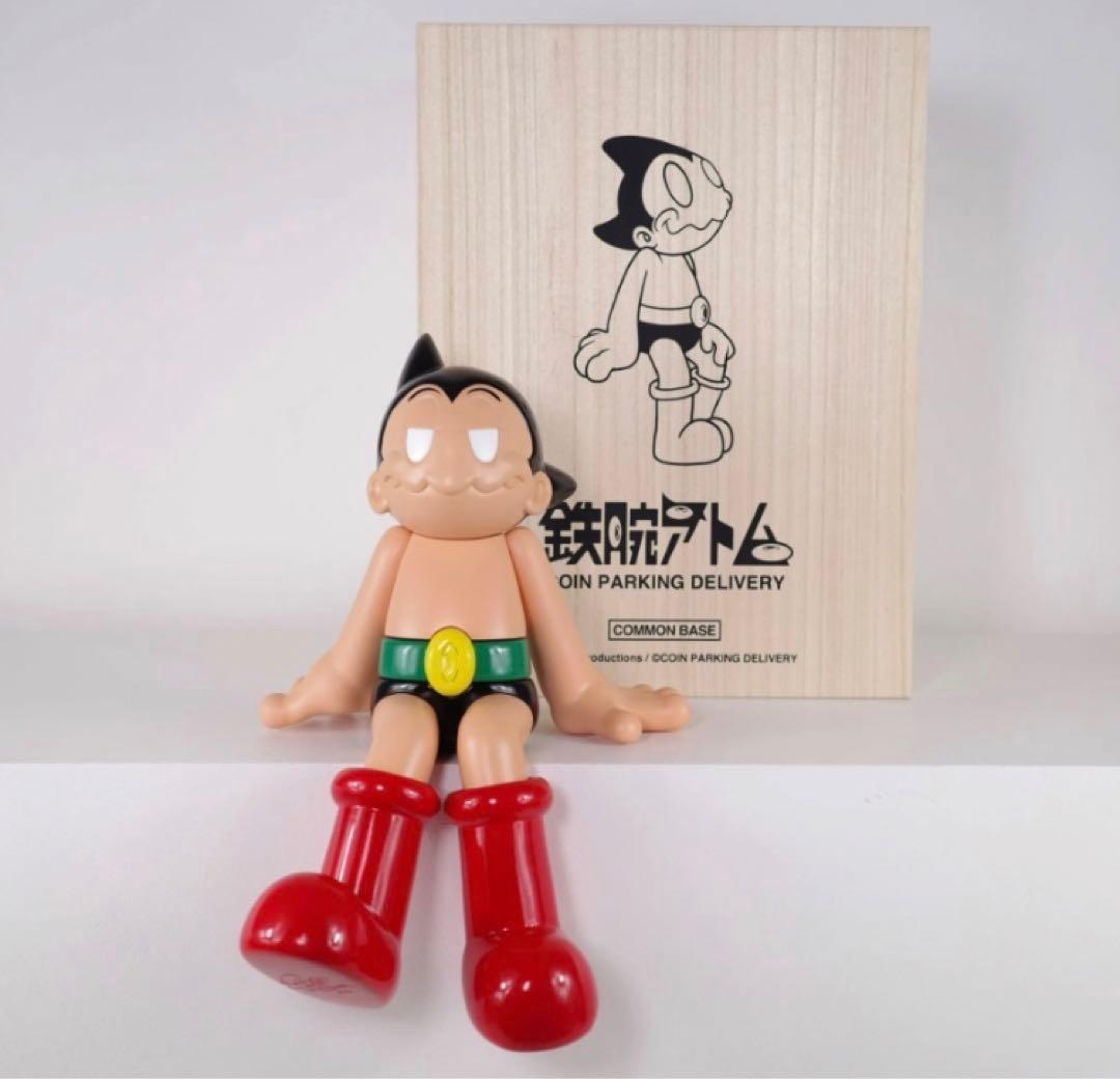 COIN PARKING DELIVERY × 鉄腕アトム フィギュア 限定25