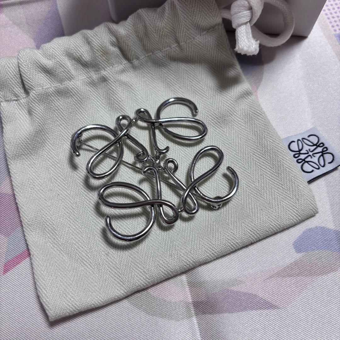 本日限定値下げ★LOEWE ロエベ アナグラム ブローチ シルバー