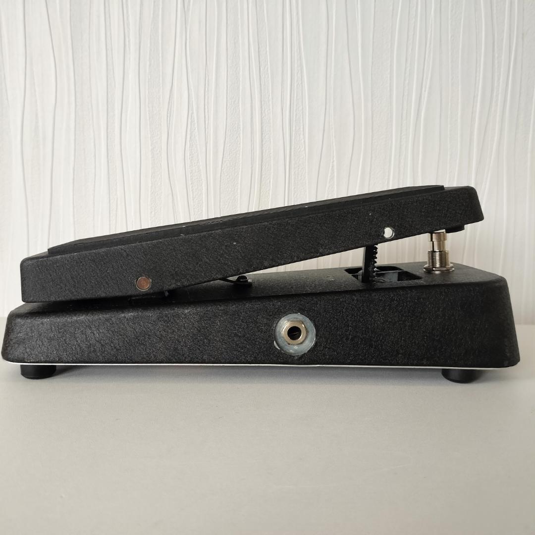 CRY BABY GCB-95トゥルーバイパス化 Red LEDモディファイ