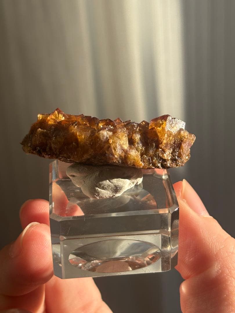 ドイツ産　フローライト　原石　鉱物標本　アンバー