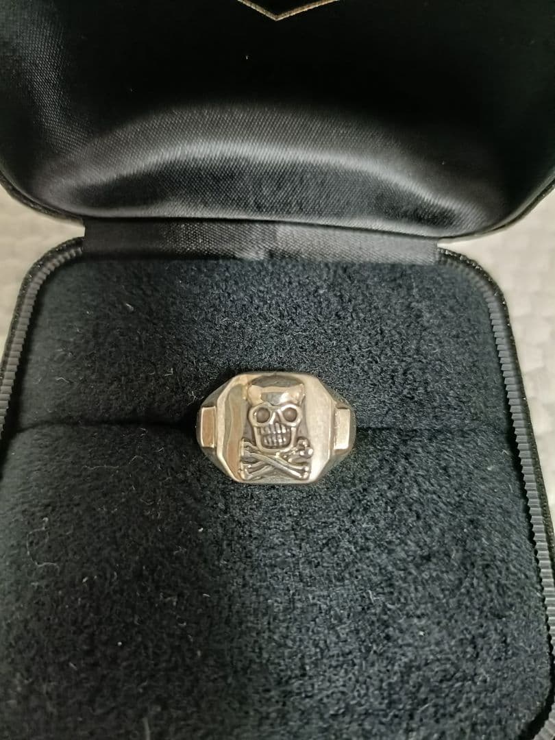 アットラスト スカルリング