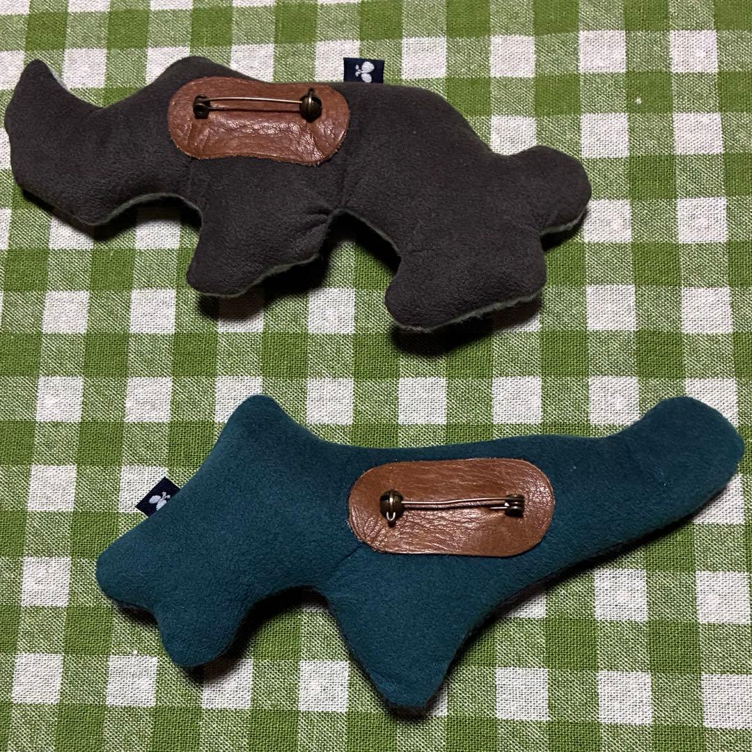 mina perhonen ブローチ　wolf ＆flower