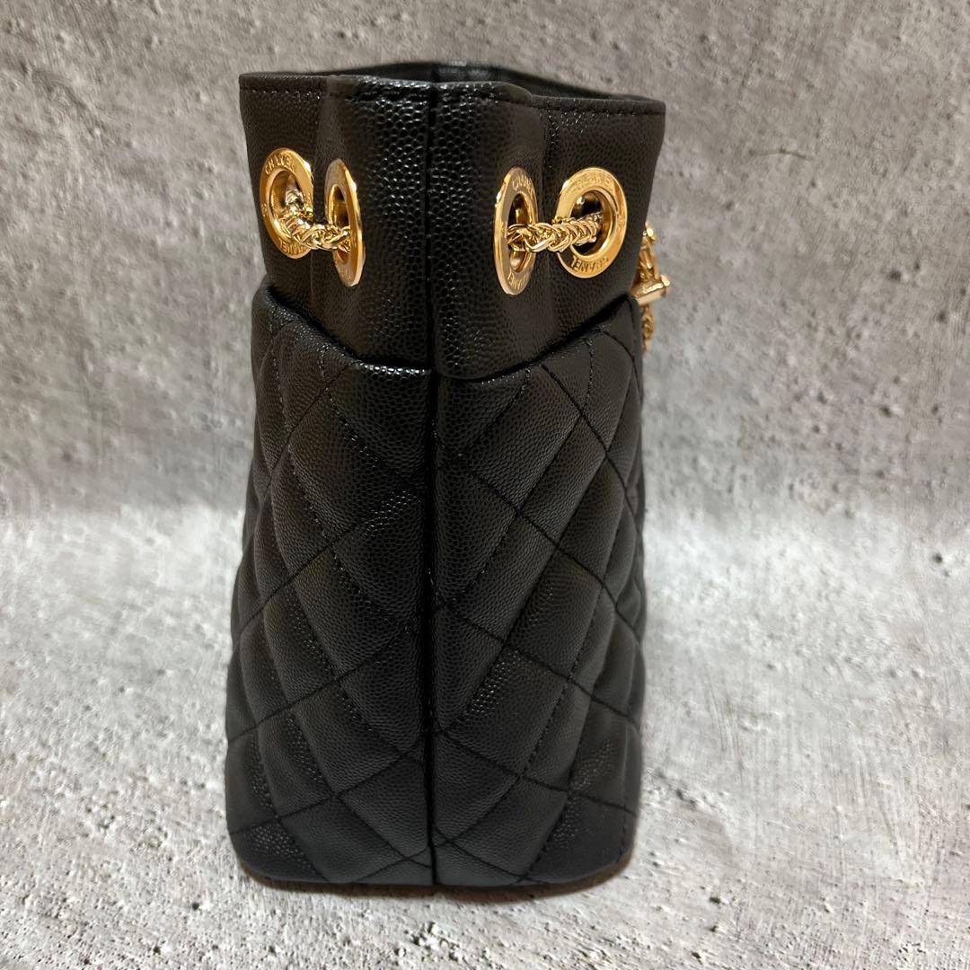 【新品未使用】シャネルブラック キルティング 巾着チェーンショルダーバッグ