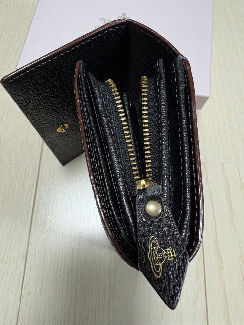 Vivienne Westwood ブラック三つ折り財布 箱付き