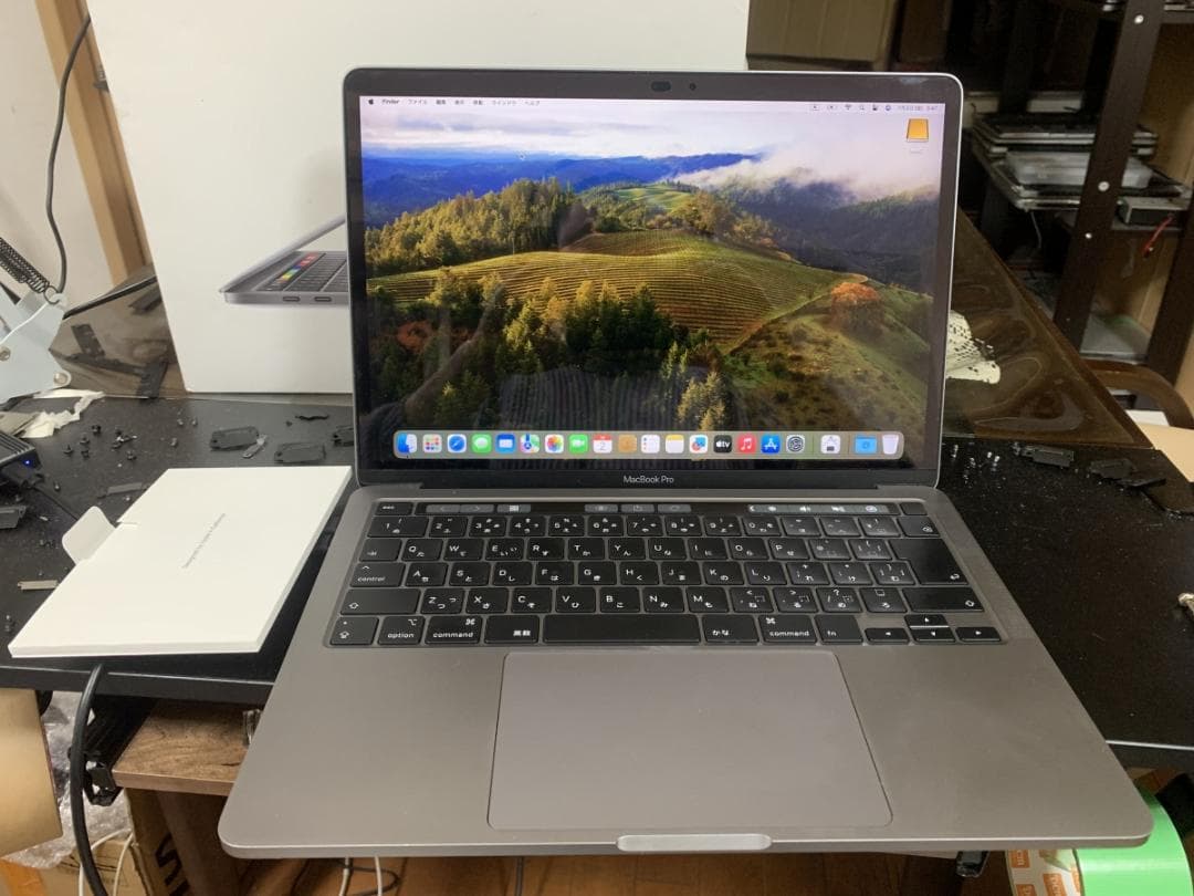 極美品 MacBook Pro A2289 2020 i5/8GB/256GB
