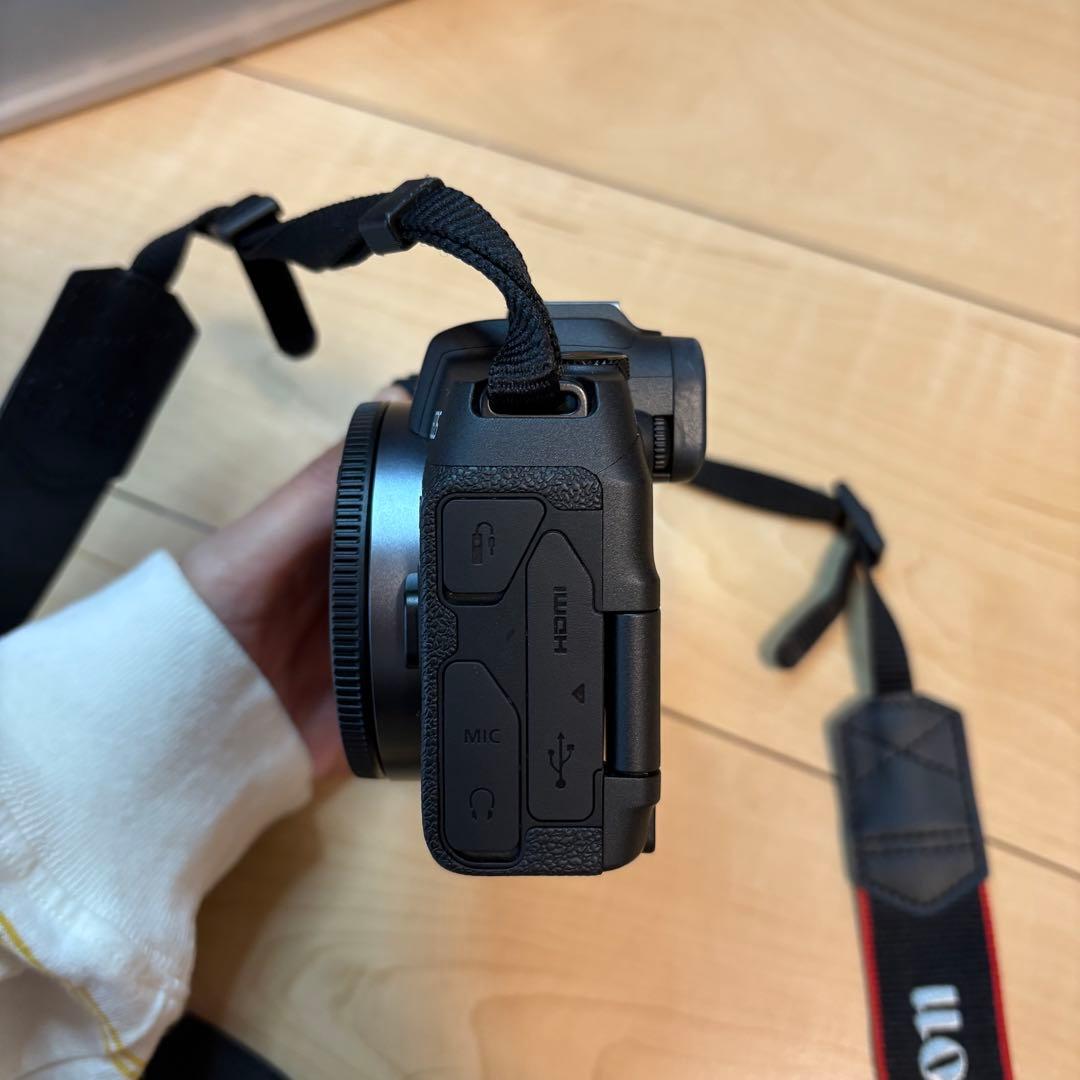 ⭐️美品おまけ付⭐️Canon EOS RP ミラーレスカメラ