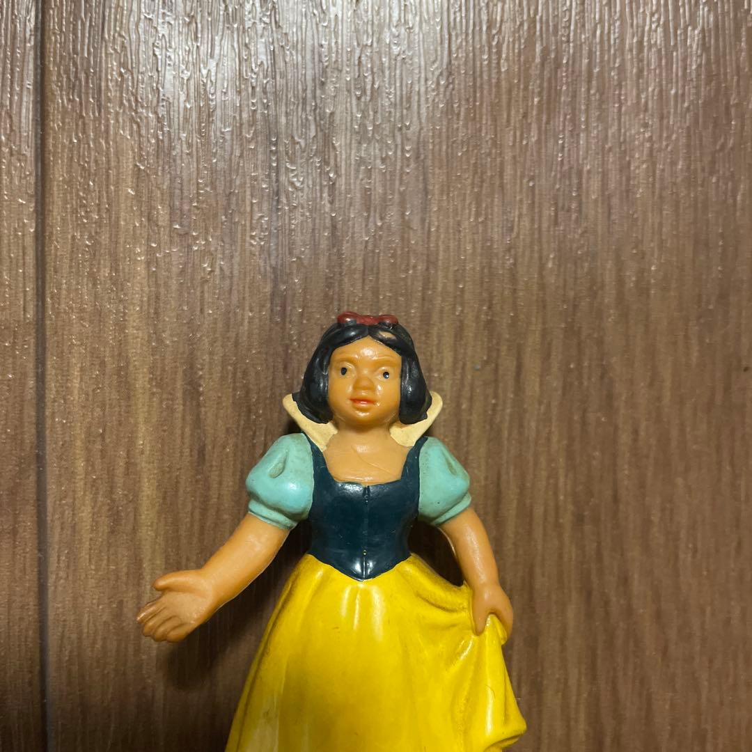 約40年前　ディズニーランド　置き物 白雪姫と7人の小人 昭和レトロ　フィギュア