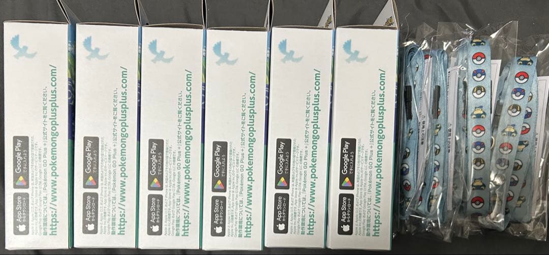 新品 ポケモンGO プラス+ Pokémon GO Plus + ストラップ付き