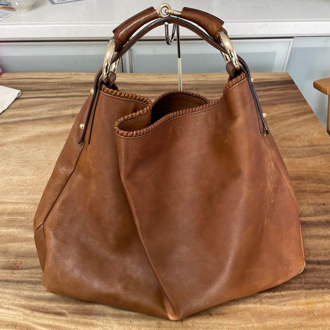 グッチ　ブラウンレザーショルダーバッグ