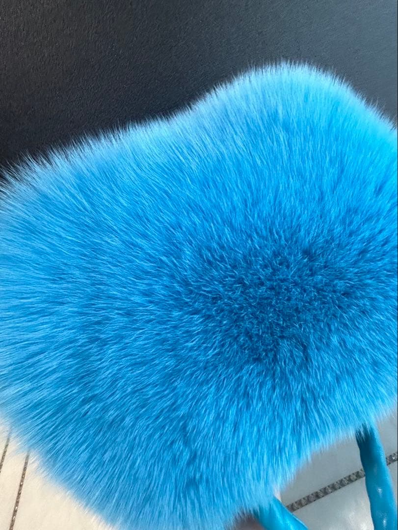 上質サガフォックスファーバッグ　ブルー　最安値