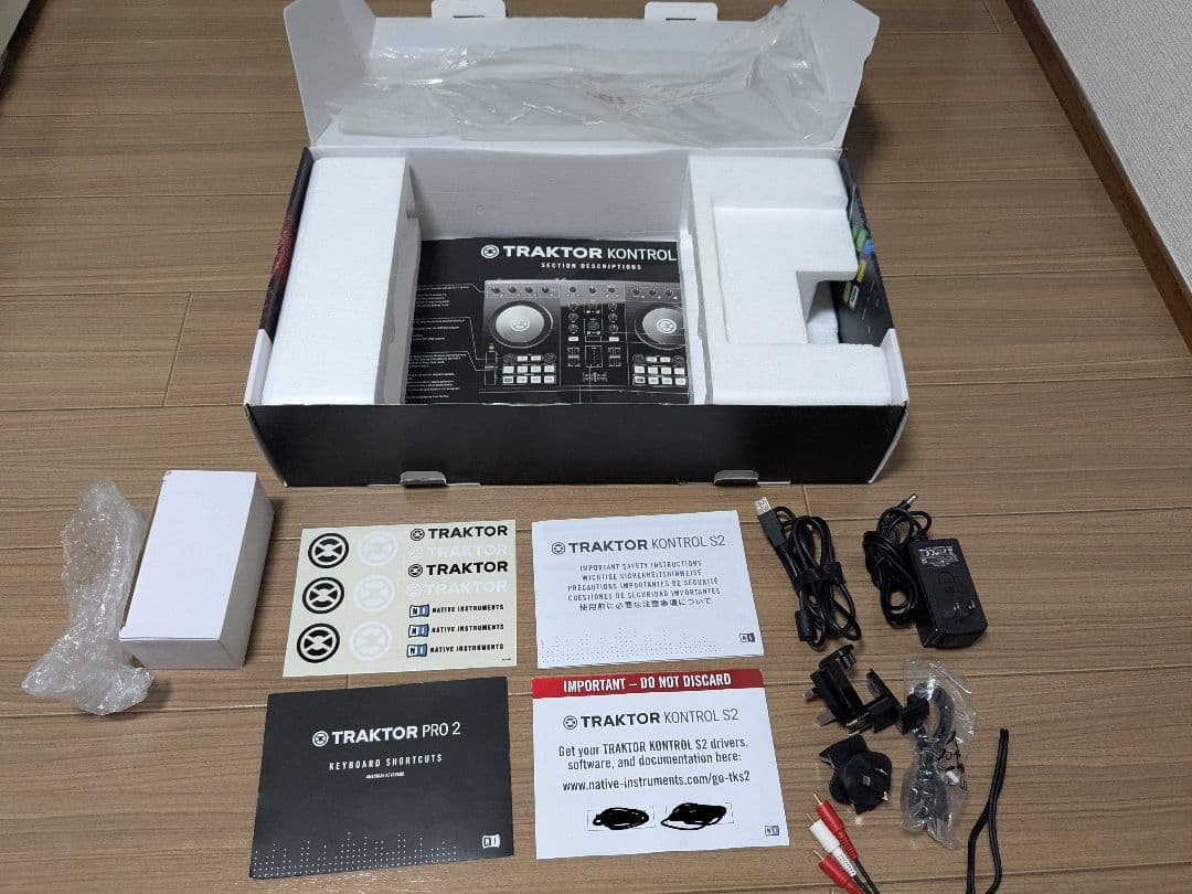 TRAKTOR KONTROL S2 MK2 箱付き 付属品完備