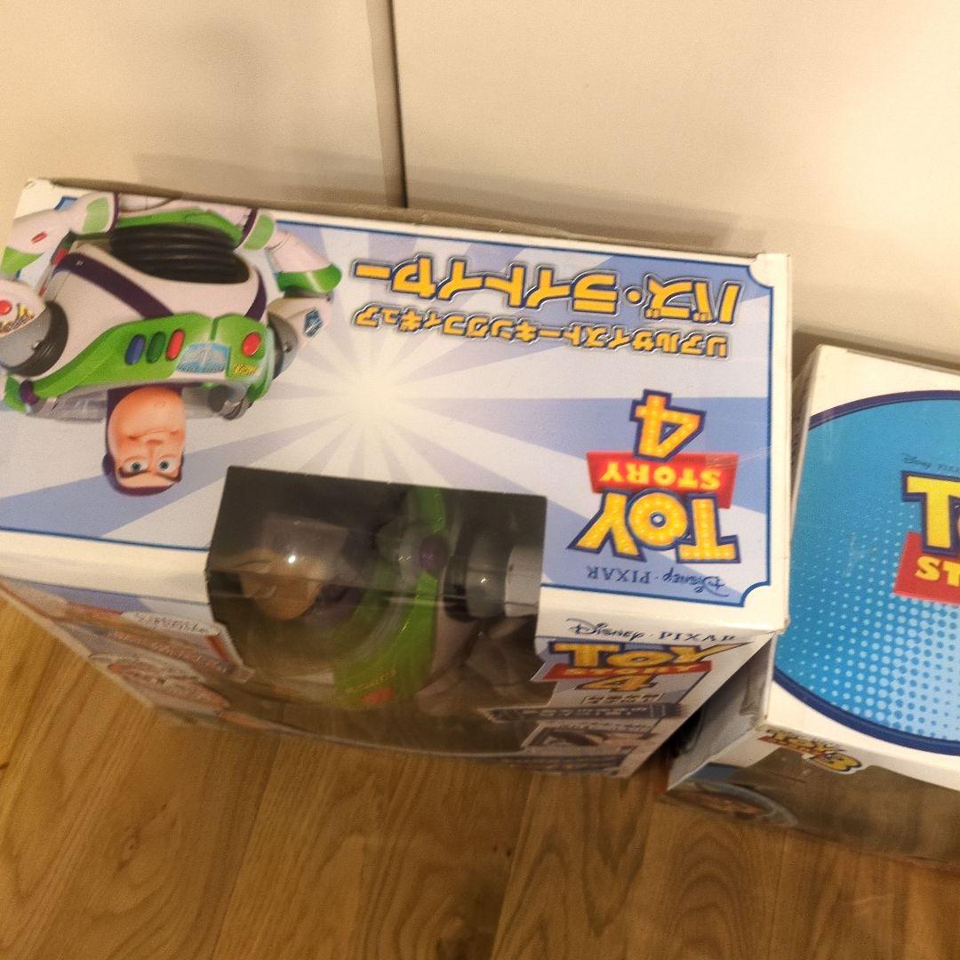 ディズニー　PIXAR　ピクサー　トイストーリー　ウッディ　バズ　フィギュア