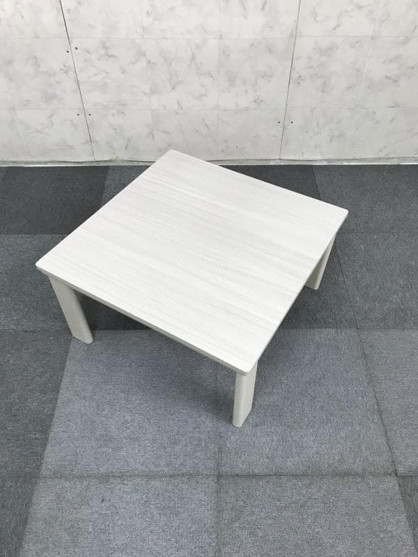 かわいい折れ脚　リバーシブルコタツ70WH