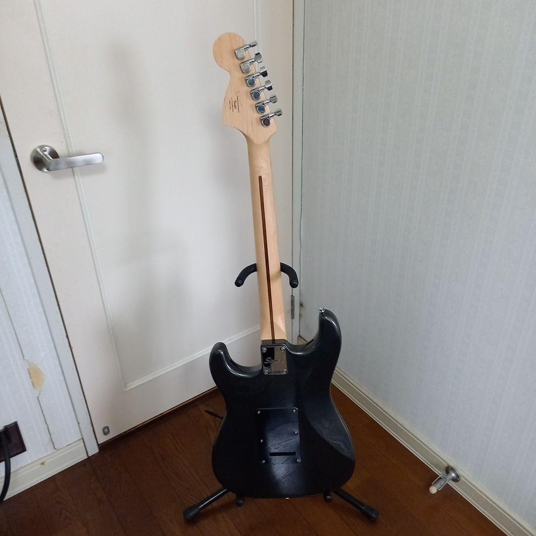 『希少・美品』SQUIER by FENDER STRATOCASTER