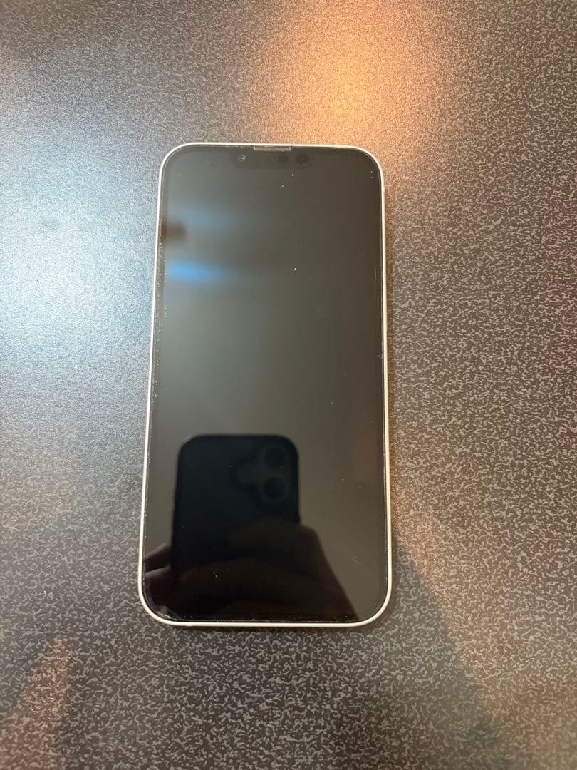 Apple iPhone 13 ホワイト 本体　256G