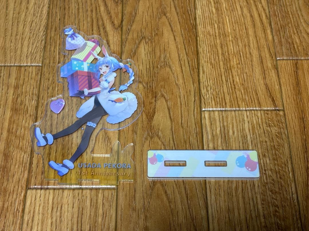 兎田ぺこら　活動1周年記念　直筆サイン入りポストカード＋アクリルスタンド