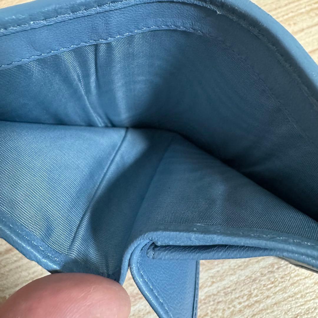 極美品 プラダ 二つ折り ダイアグラム キルティング ブルー 1MV204