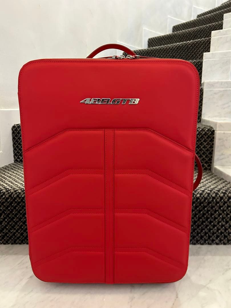 【新品未使用】フェラーリ キャリーケース