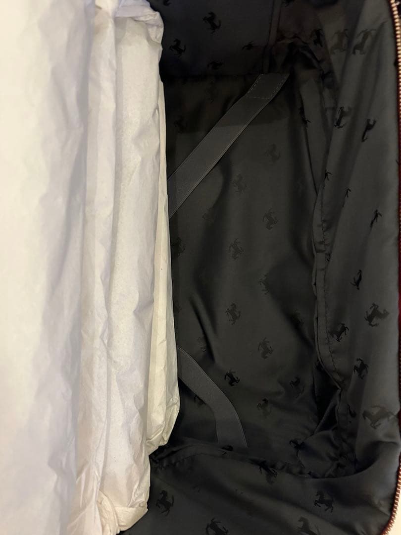 【新品未使用】フェラーリ キャリーケース