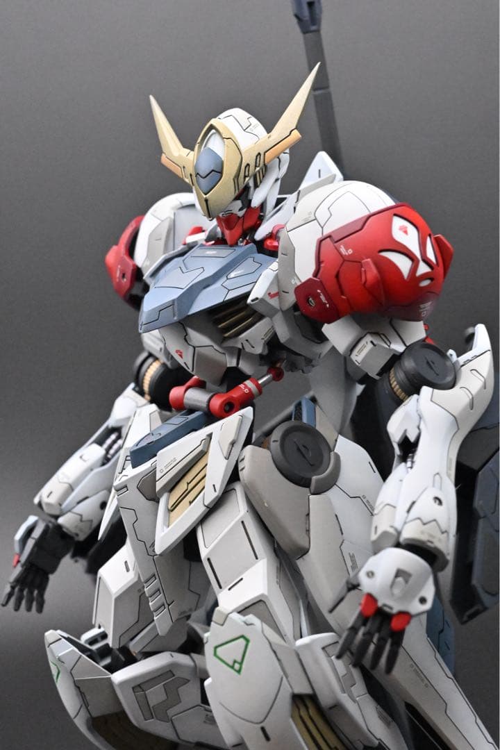 1/100 フルメカニクス ガンダムバルバトスルプス 塗装済完成品