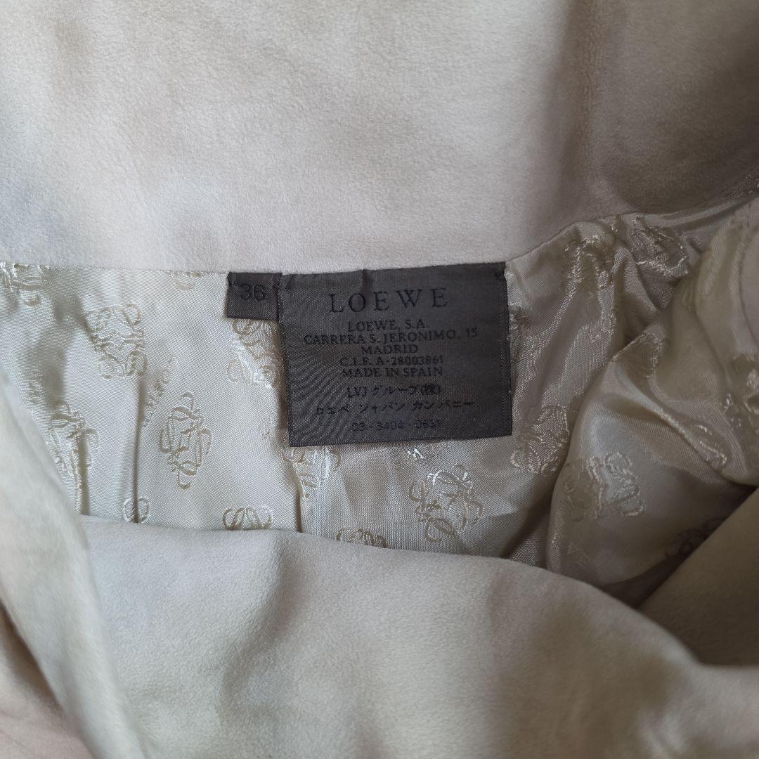 美品　ロエベ　羊革　ベージュ プリーツスカート ボタン付き　y16