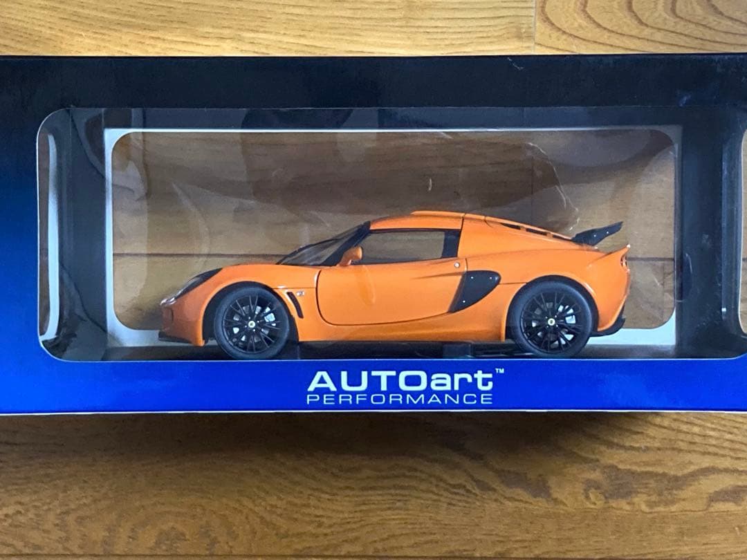 超希少　絶盤品　Lotus Exige オレンジ ミニカー