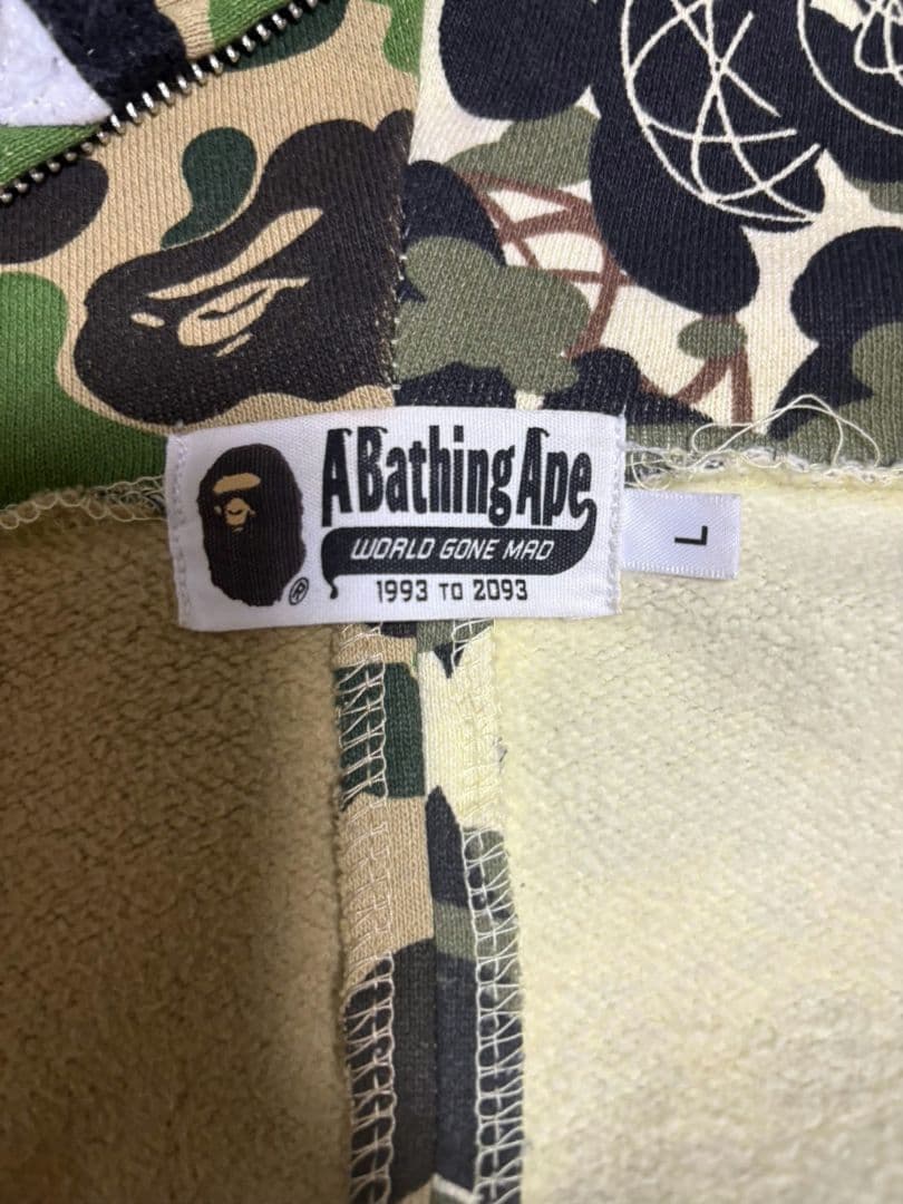 アキメ　A Bathing Ape シャークパーカー