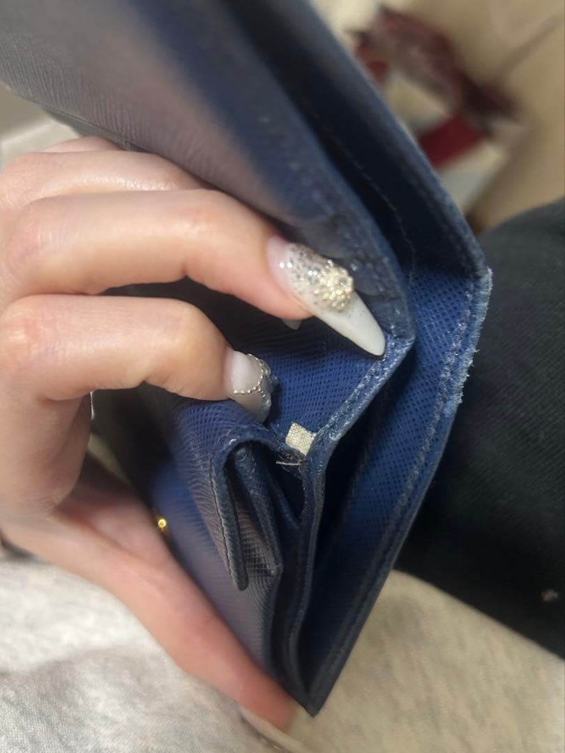 PRADA 二つ折り財布 サファイアーノ
